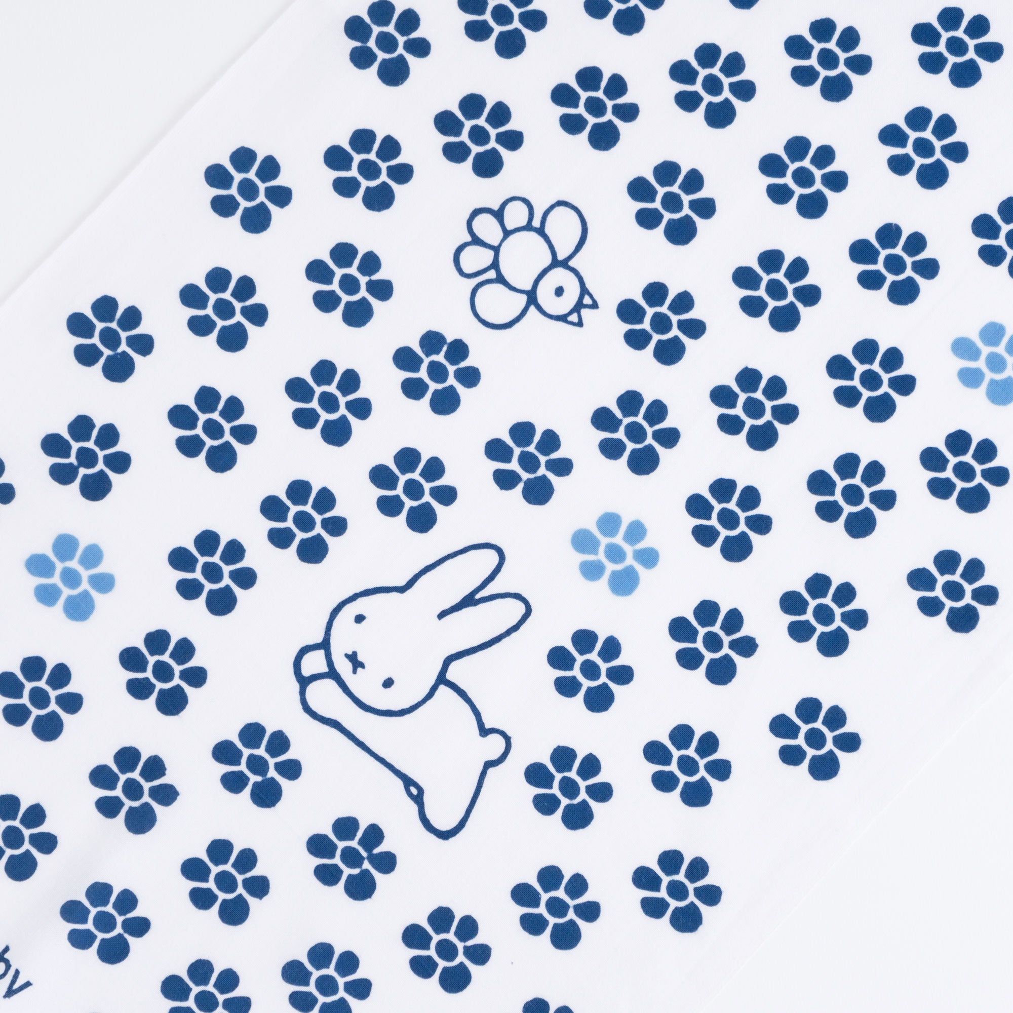 お花とうさぎ